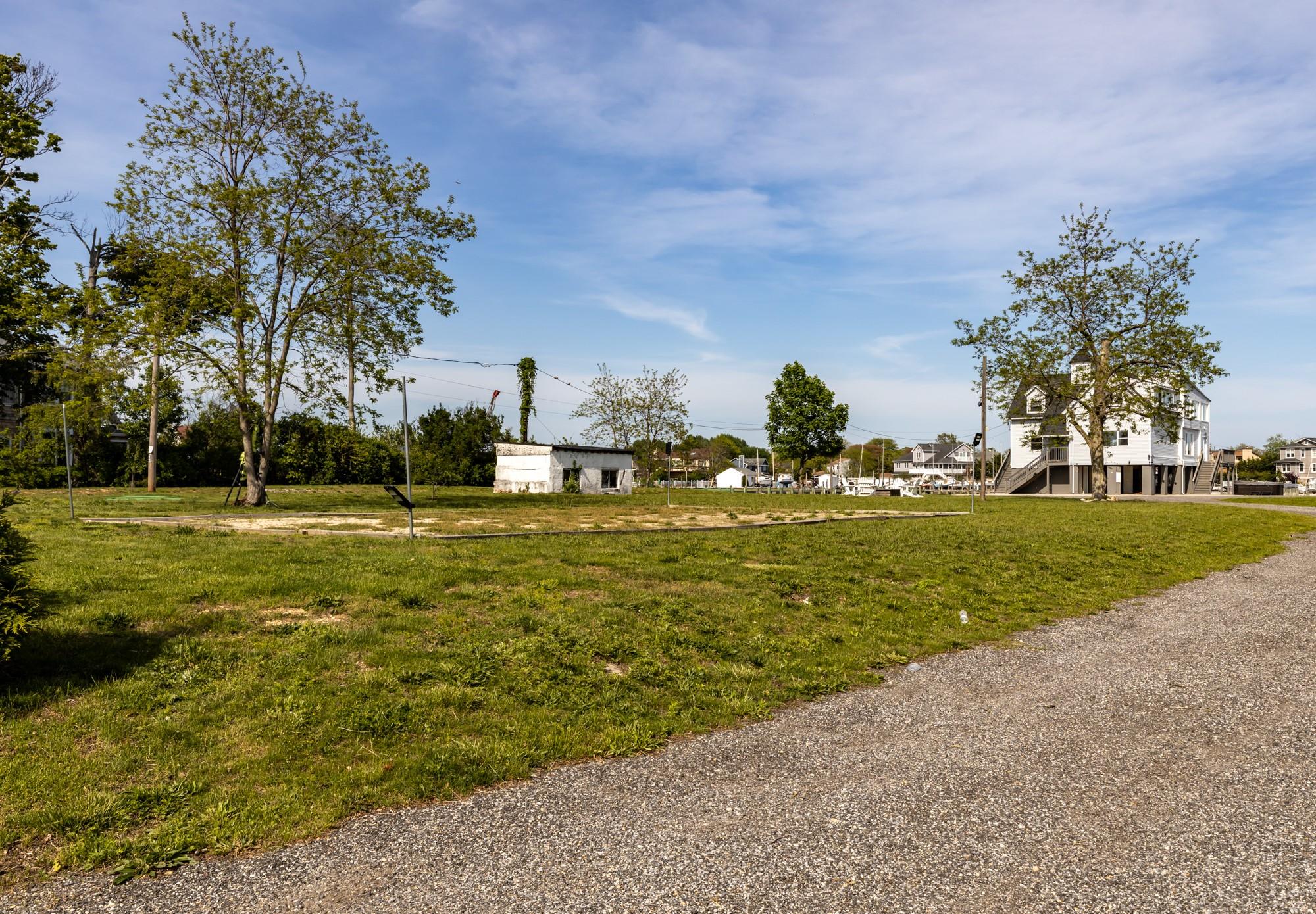 #3 photo, 200 Lot B Clocks Boulevard, ナッソー郡 Massapequa , NY 11758