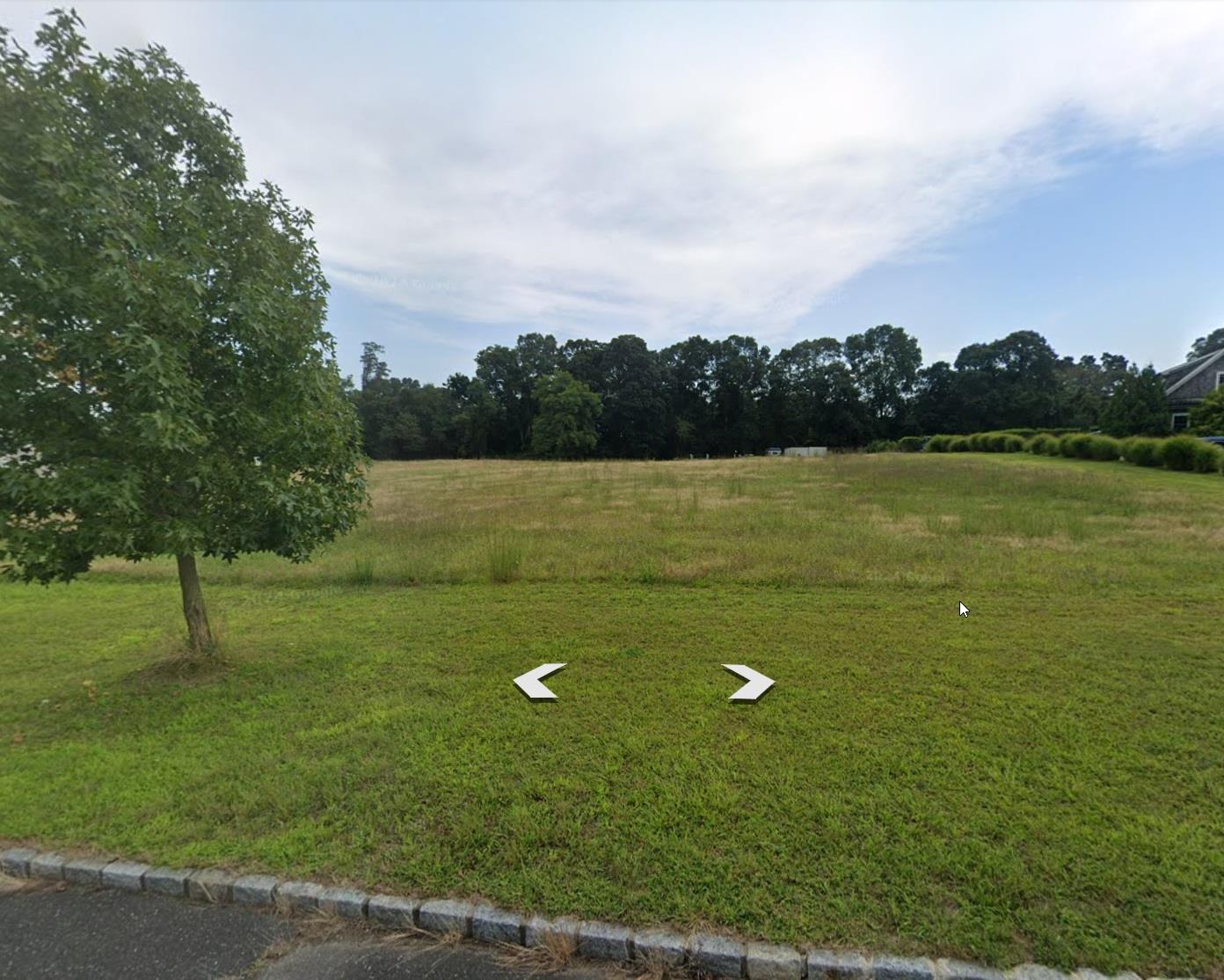 #2 photo, 8 Lois Lane, サフォーク郡 Southampton , NY 11968