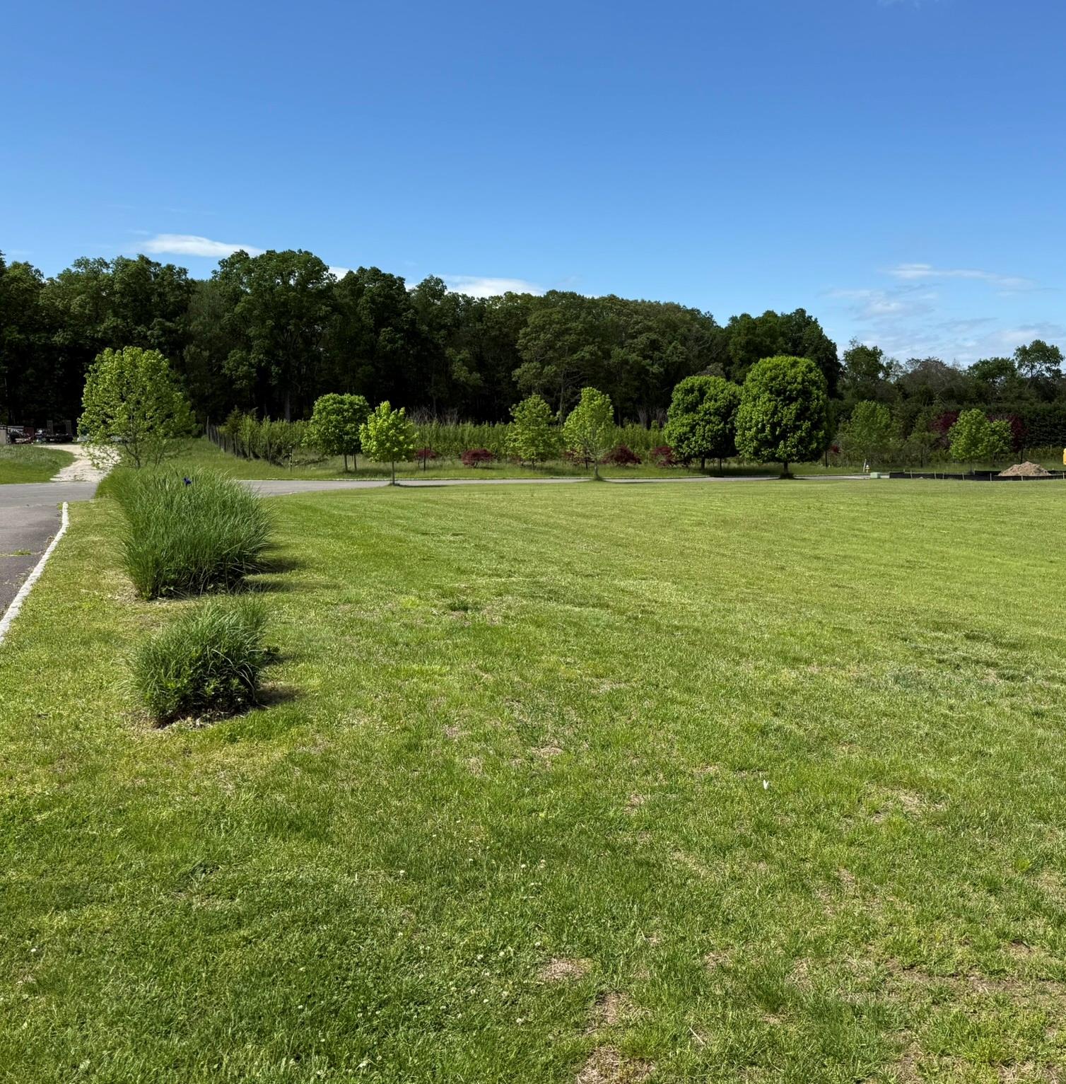 #5 photo, 8 Lois Lane, サフォーク郡 Southampton , NY 11968