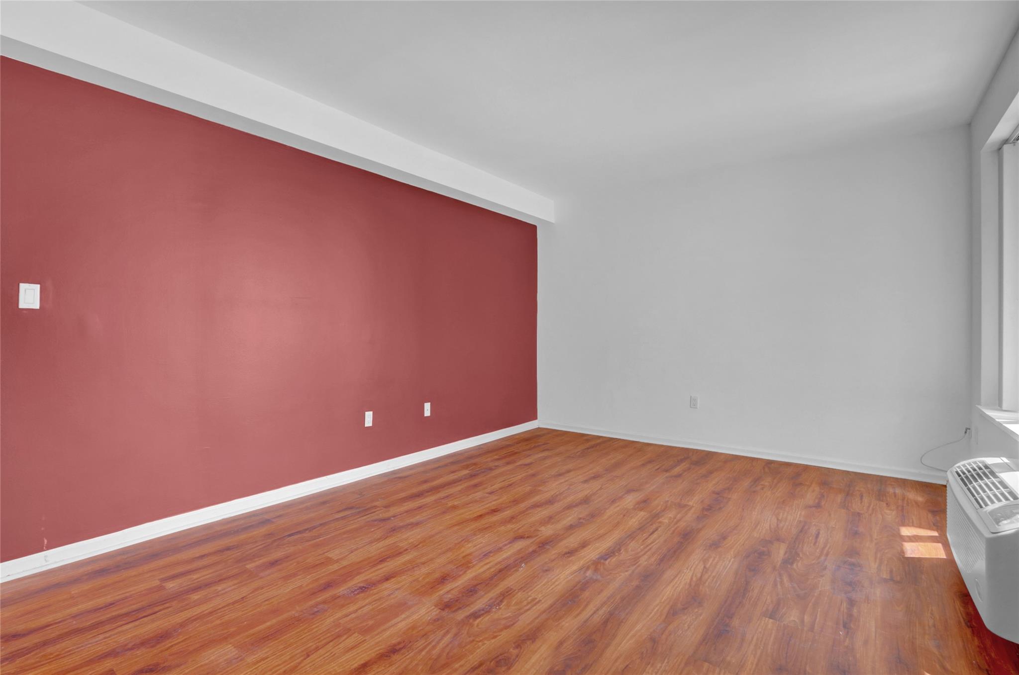 #14 photo, 100 W Broadway, ナッソー郡 Long Beach , NY 11561