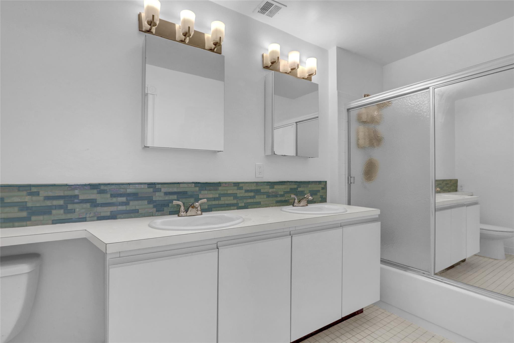 #17 photo, 100 W Broadway, ナッソー郡 Long Beach , NY 11561