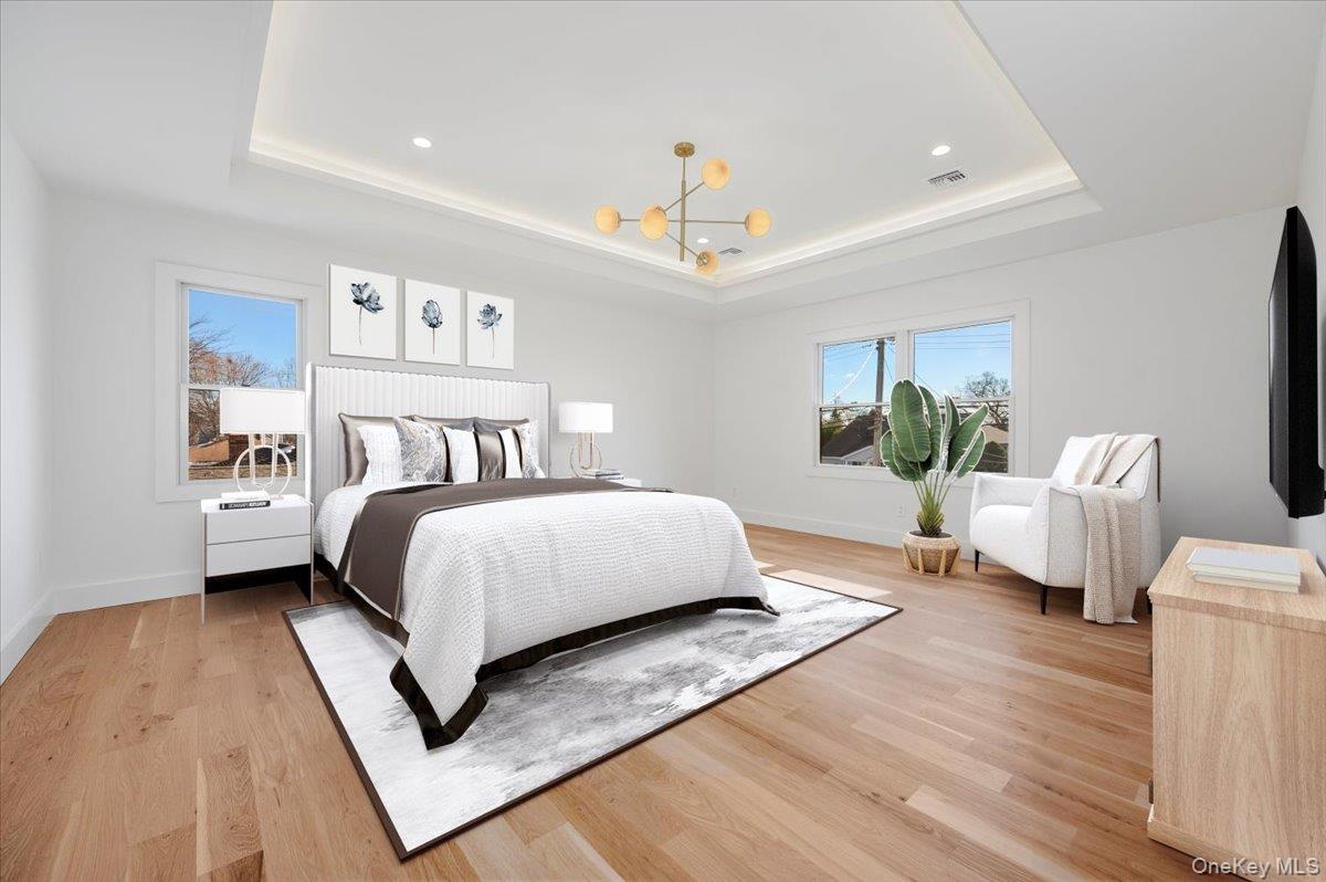 #15 photo, 118 Broadway, Massapequa Park , NY 11762