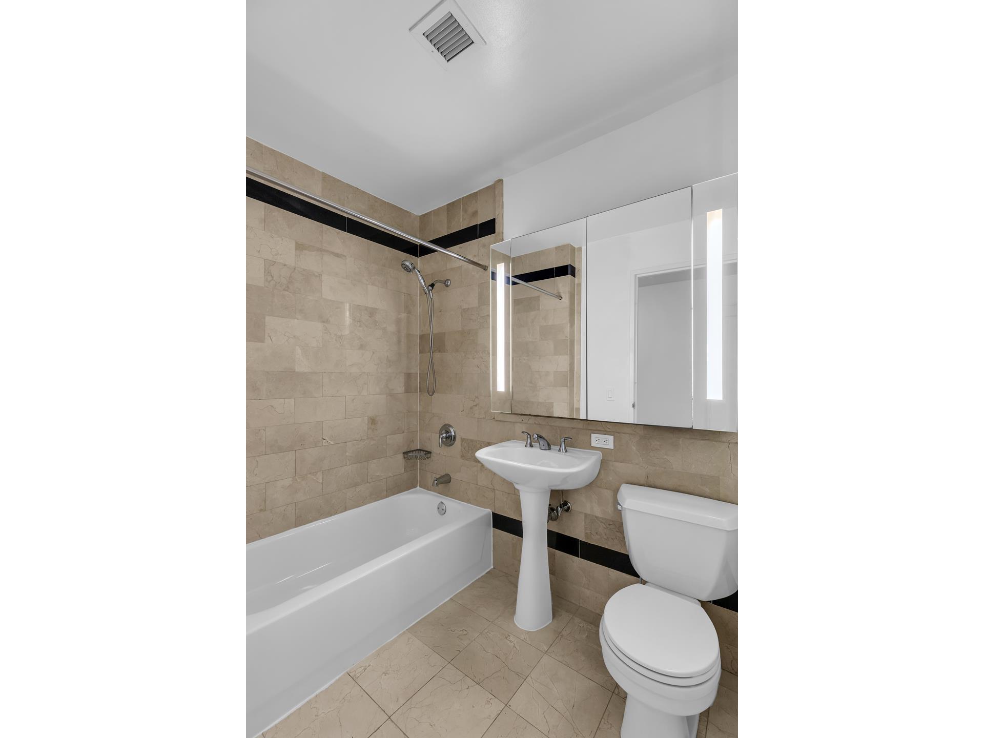 #10 photo, New York City, マンハッタン Financial District , NY 10004