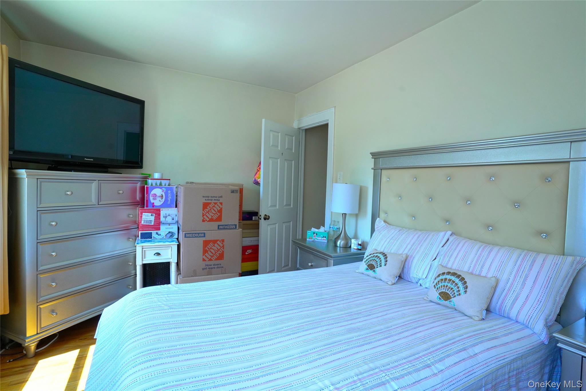 #11 photo, 89-10 91 Avenue, クイーンズ区 Woodhaven , NY 11421