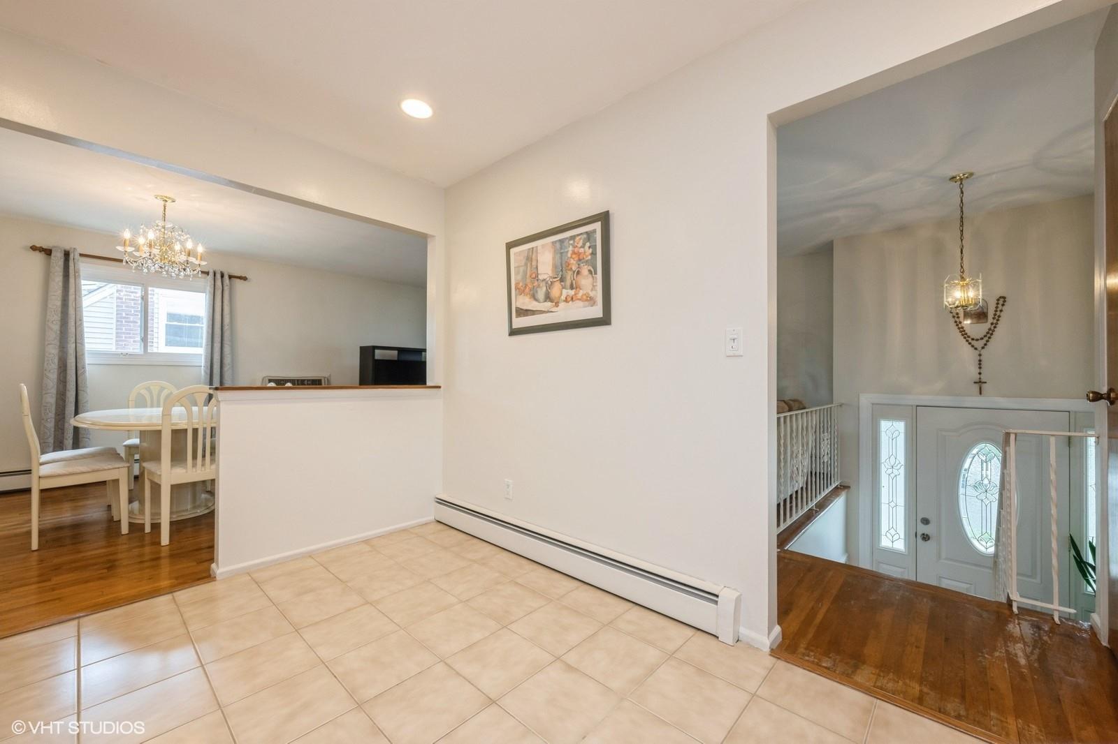 #12 photo, 2104 Fir Street, Wantagh , NY 11793