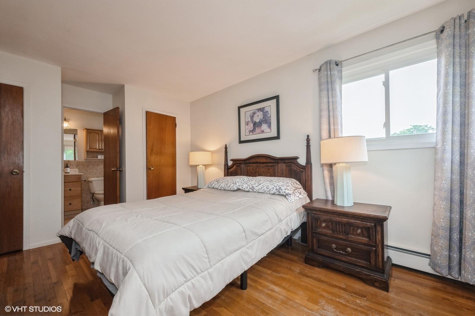 #16 photo, 2104 Fir Street, Wantagh , NY 11793