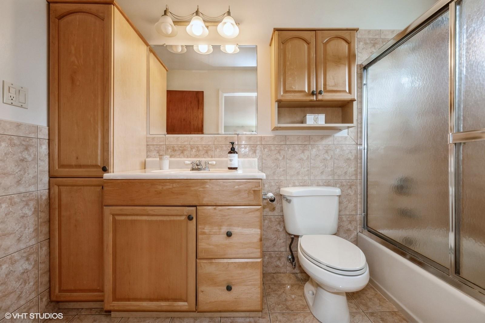 #17 photo, 2104 Fir Street, Wantagh , NY 11793