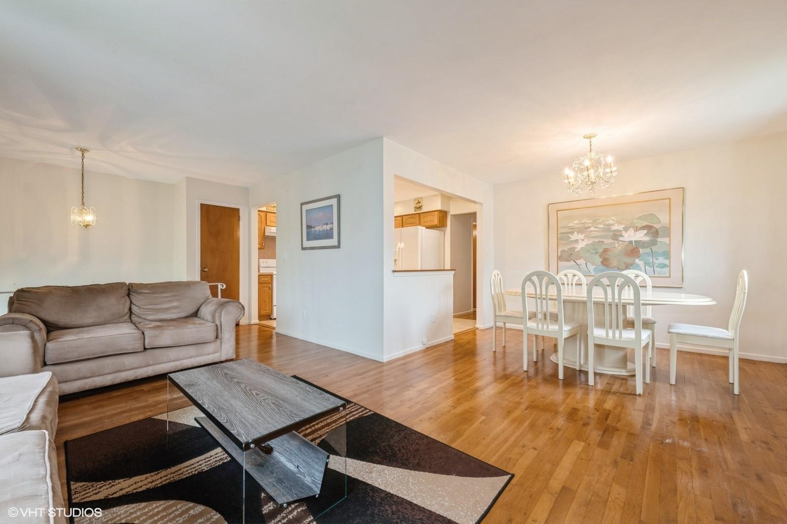 #5 photo, 2104 Fir Street, Wantagh , NY 11793