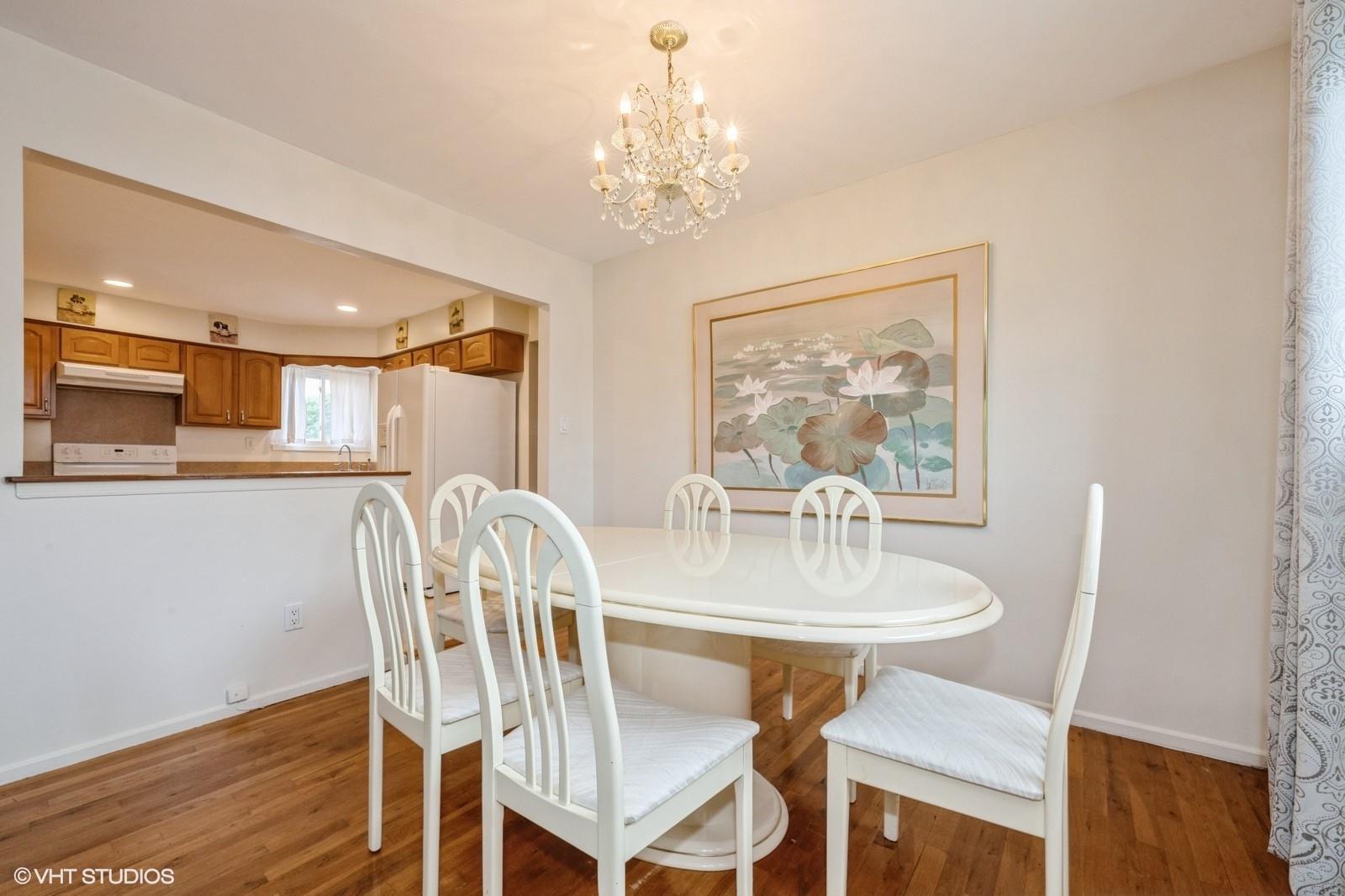 #7 photo, 2104 Fir Street, Wantagh , NY 11793