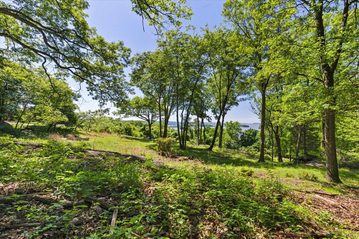 #5 photo, 8 Prickly Pear Hill Road, Croton-on-Hudson , NY 10520