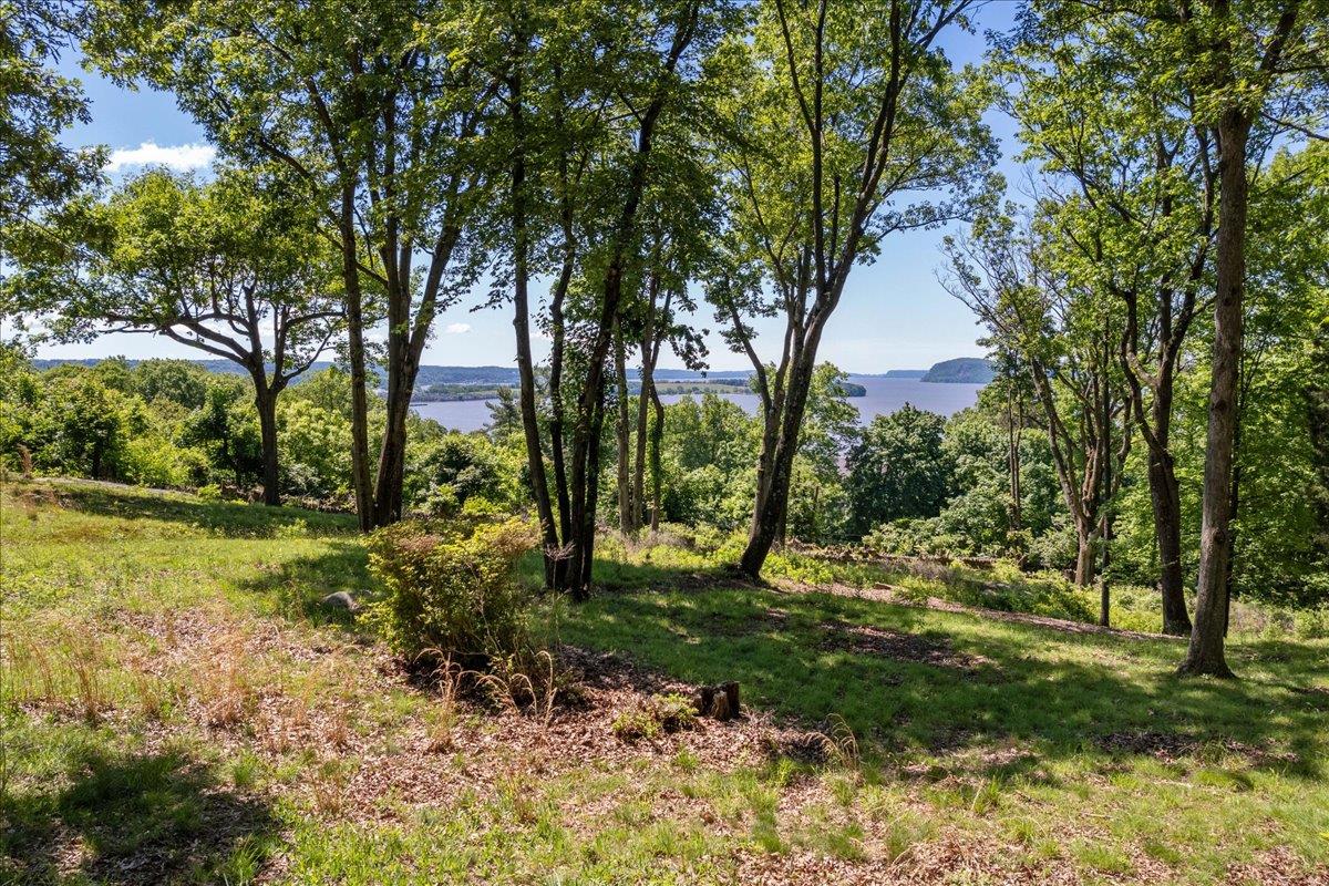 #7 photo, 8 Prickly Pear Hill Road, Croton-on-Hudson , NY 10520