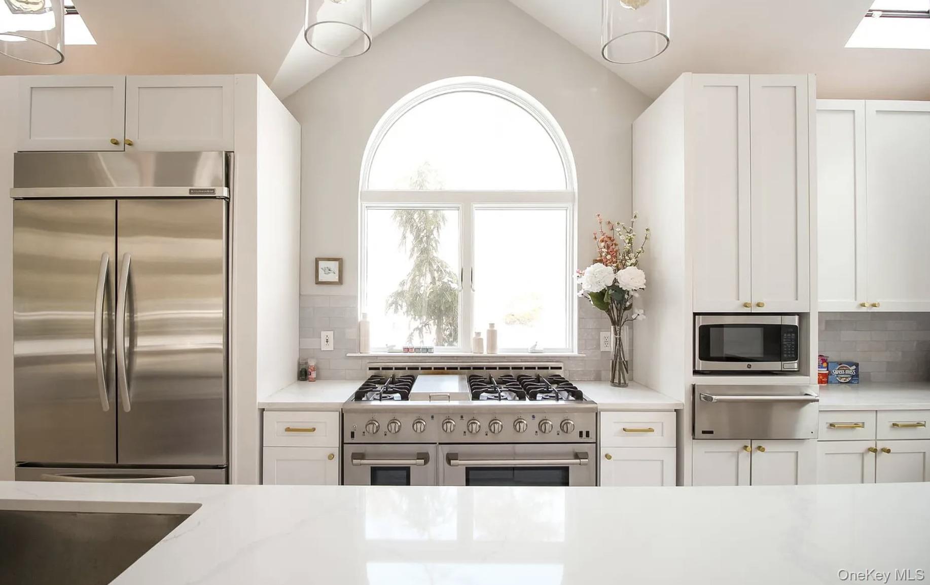 #12 photo, 4 Douglas Court, 東長島 汉普顿 Hampton Bays , NY 11946