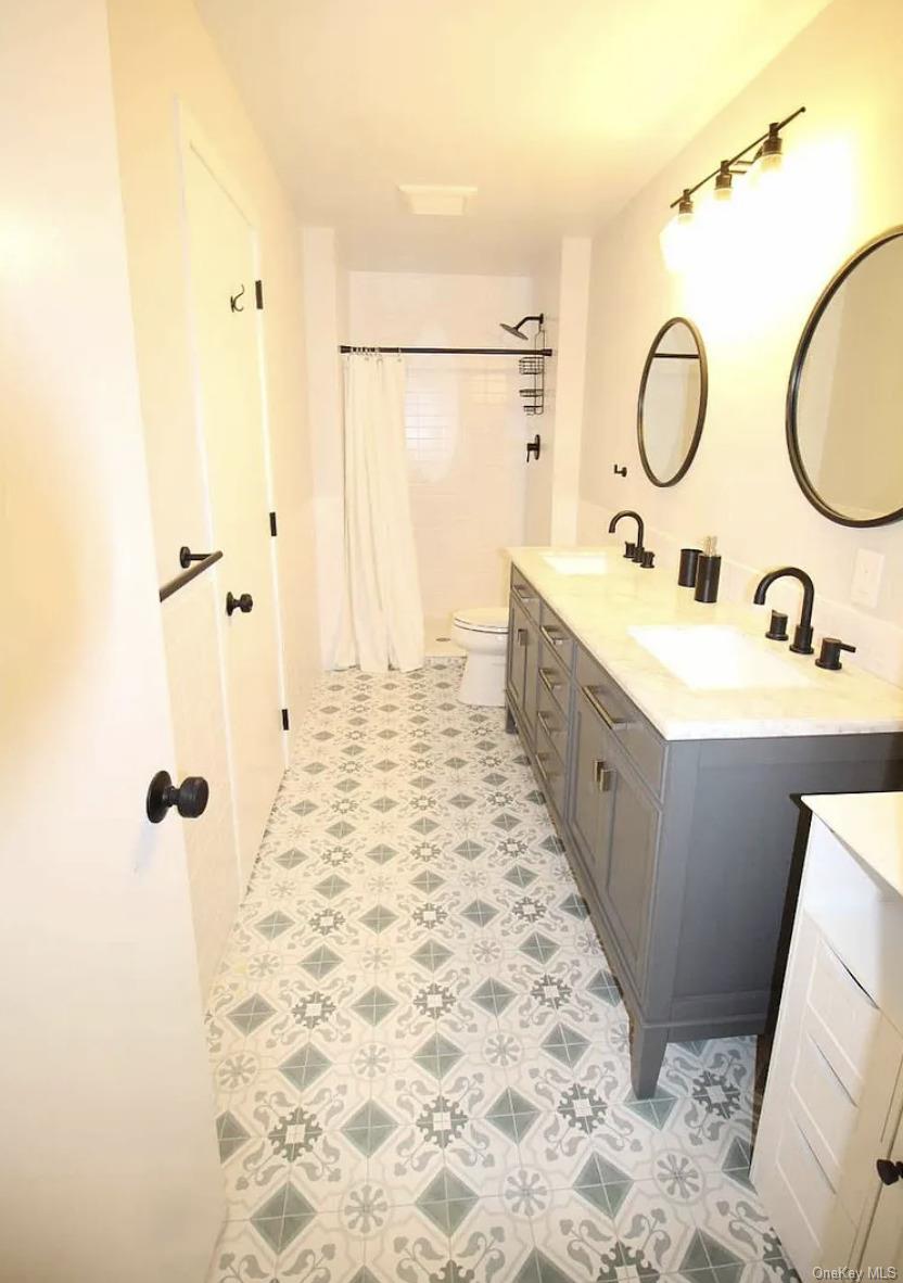 #19 photo, 4 Douglas Court, 東長島 汉普顿 Hampton Bays , NY 11946