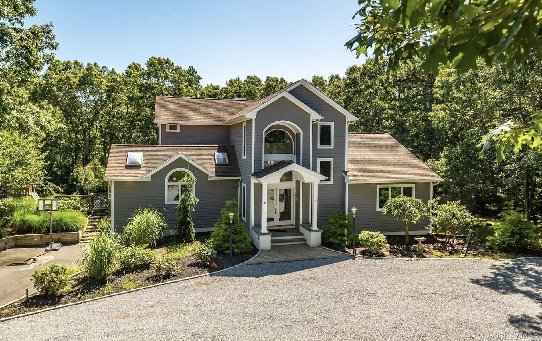 #2 photo, 4 Douglas Court, 東長島 汉普顿 Hampton Bays , NY 11946