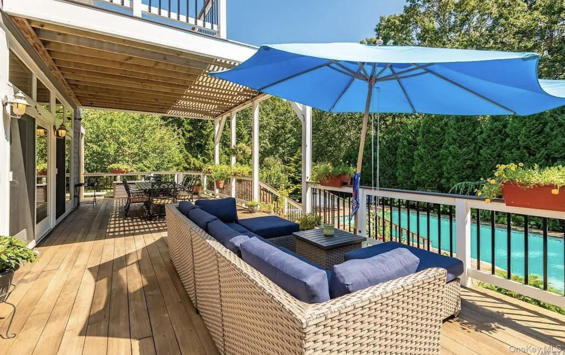 #8 photo, 4 Douglas Court, 東長島 汉普顿 Hampton Bays , NY 11946