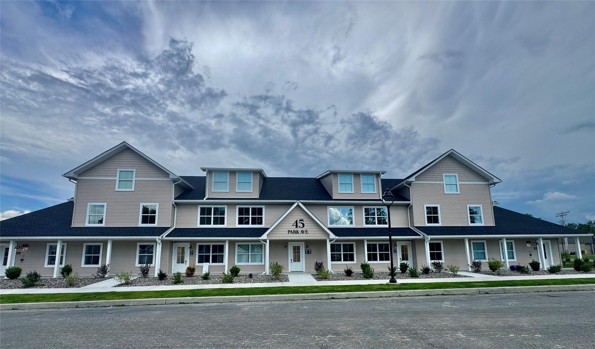 #1 photo, 45 Park Avenue, 紐約州 Wallkill , NY 12589