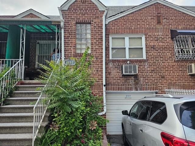 #1 photo, 2117 Ellis Avenue, برونكس Bronx , NY 10462