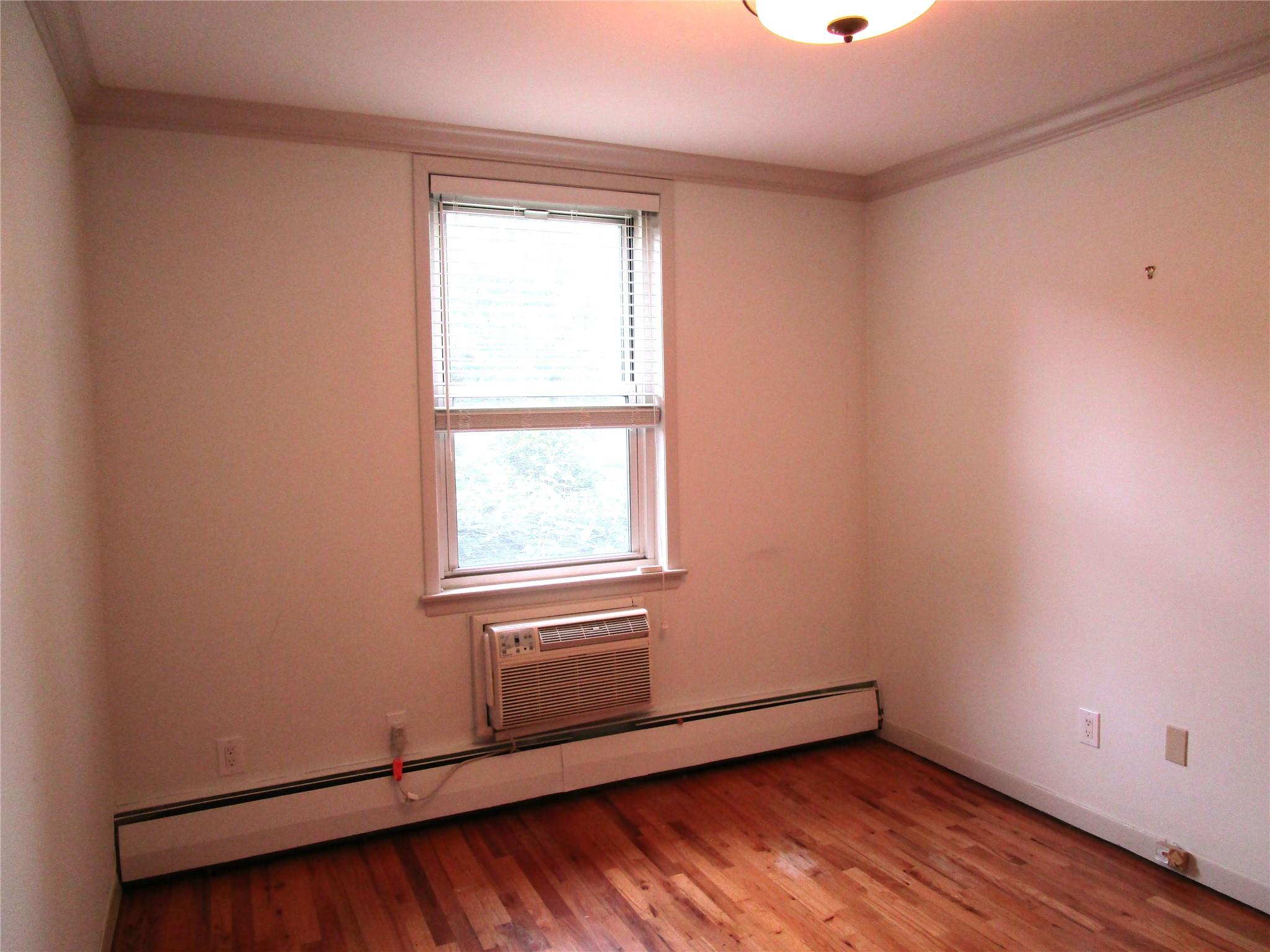 #16 photo, 20 Daley Place, 長島 Lynbrook , NY 11563