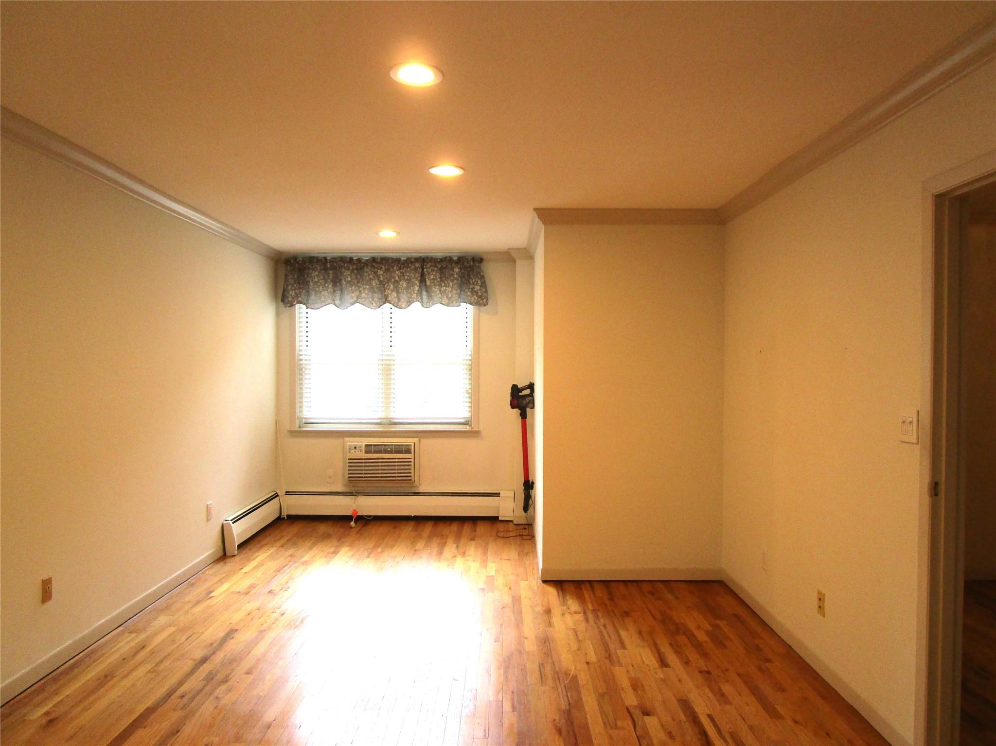 #19 photo, 20 Daley Place, 長島 Lynbrook , NY 11563