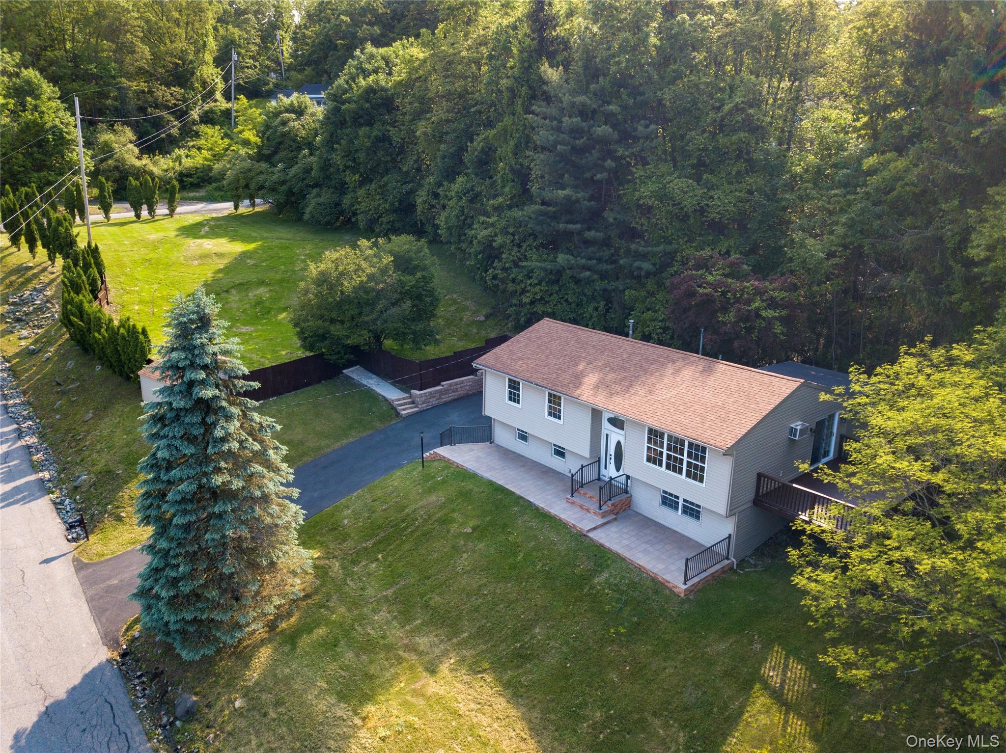 #2 photo, 144 Reservoir Road, Marlboro , NY 12542