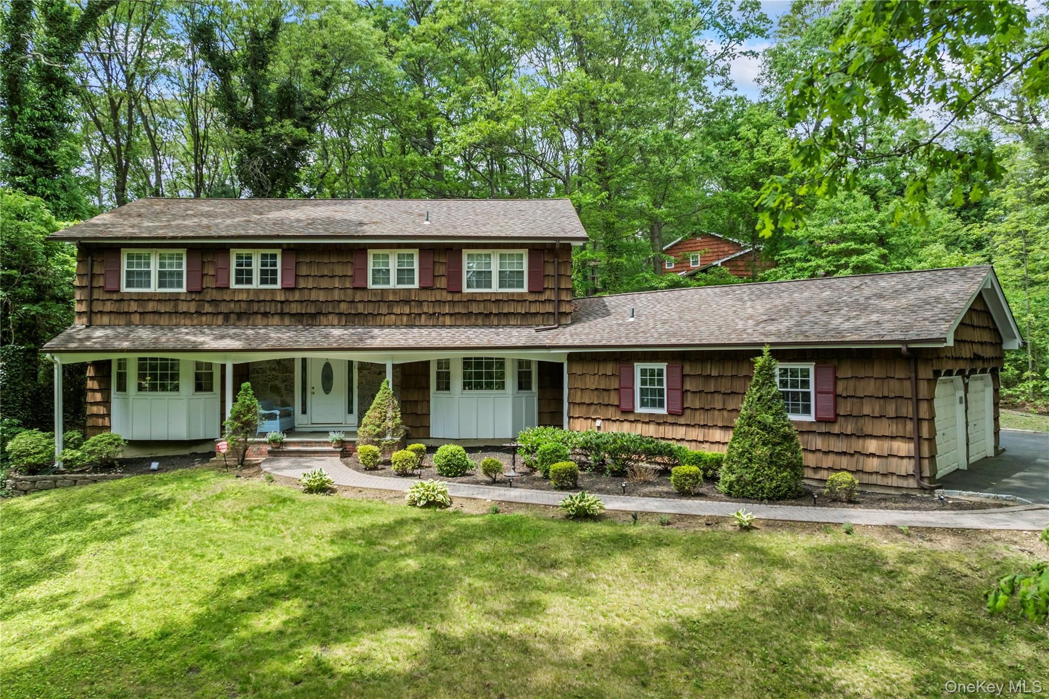 #1 photo, 9 Maryland Street, サフォーク郡 Dix Hills , NY 11746