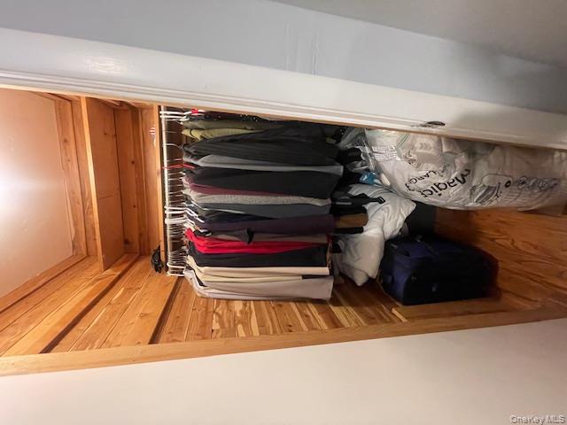 #13 photo, 10 Trout Ponds Court, 東長島 Brookhaven , NY 11719