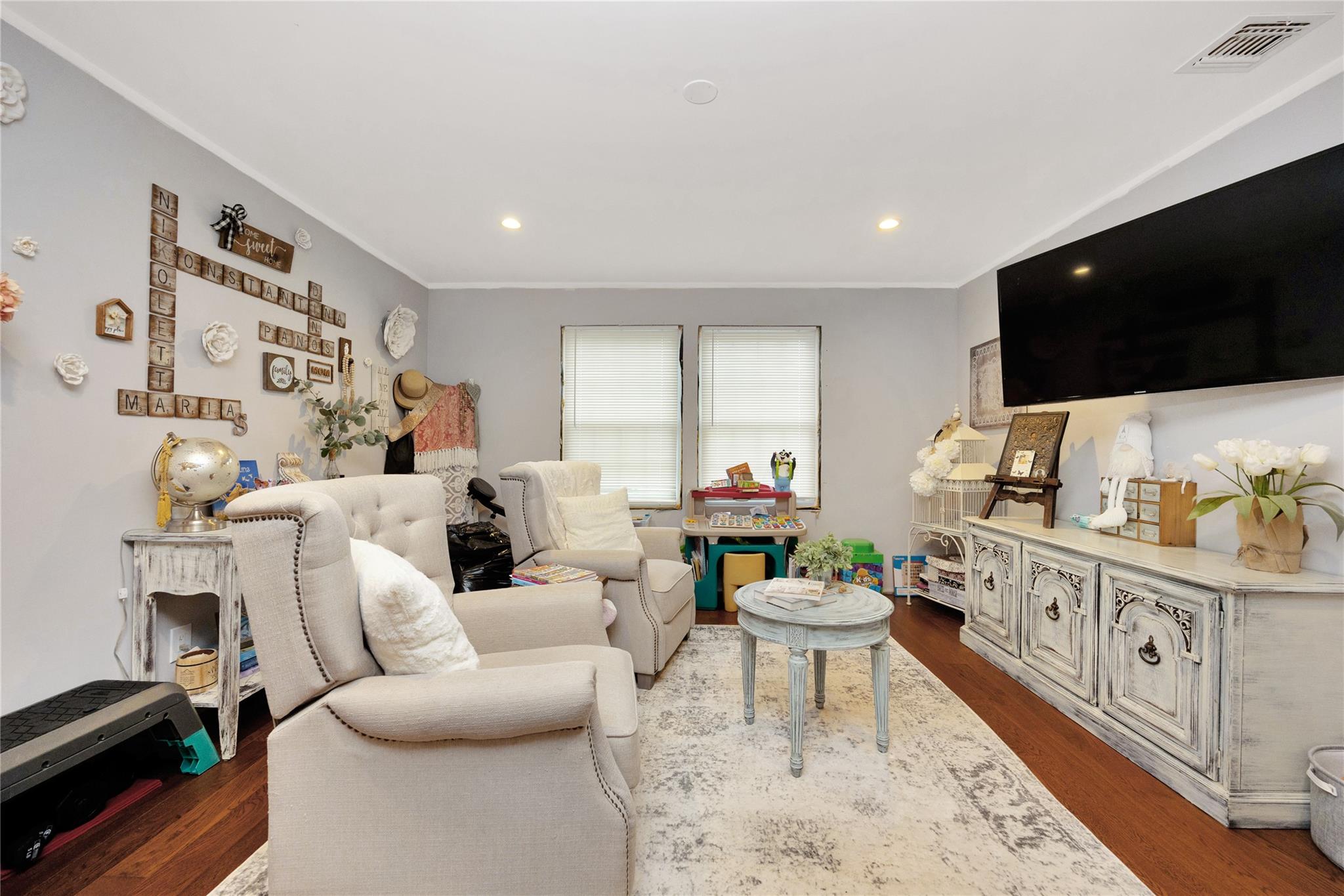 #17 photo, 1582 Little Neck Avenue, ナッソー郡 North Bellmore , NY 11710