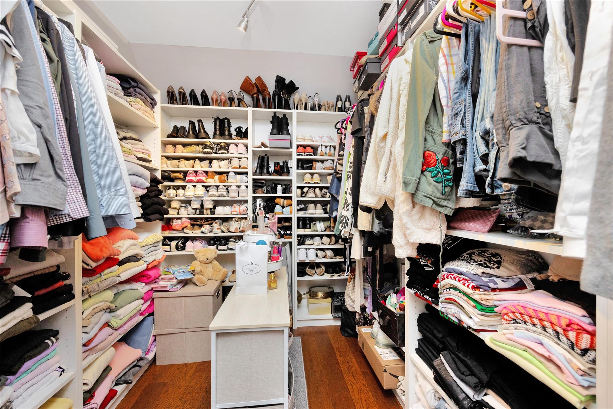 #18 photo, 1582 Little Neck Avenue, ナッソー郡 North Bellmore , NY 11710