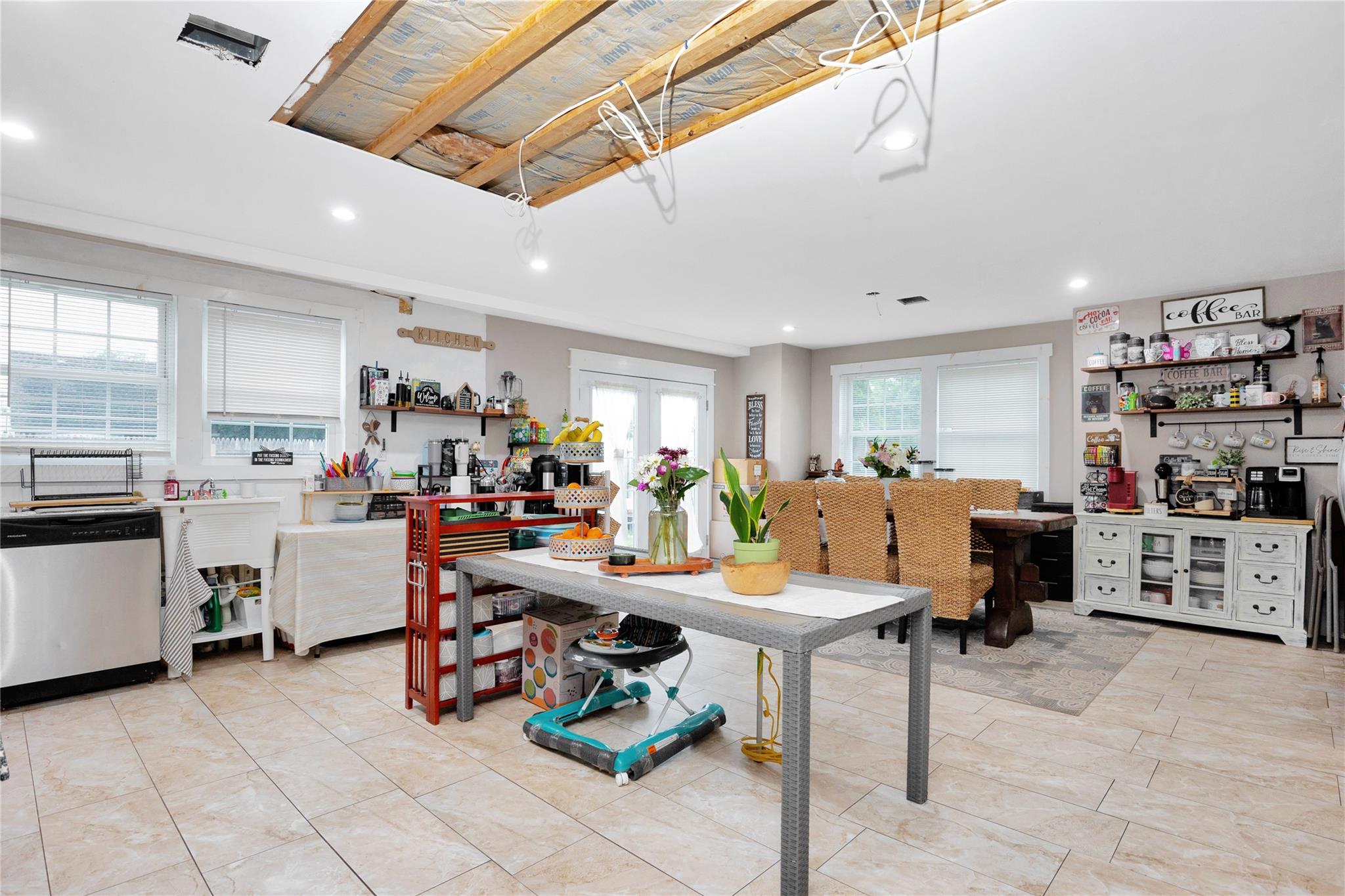 #6 photo, 1582 Little Neck Avenue, ナッソー郡 North Bellmore , NY 11710