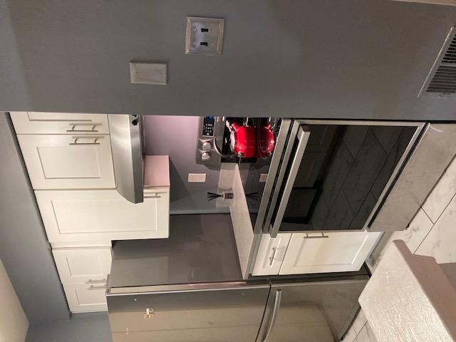 #8 photo, 615 Broadway, サフォーク郡 Amityville , NY 11701