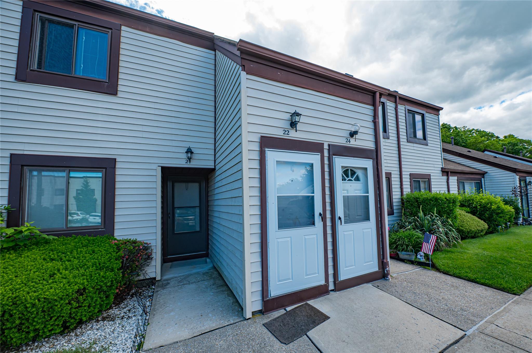 #2 photo, 24 Monet Court, 東長島 Middle Island , NY 11953