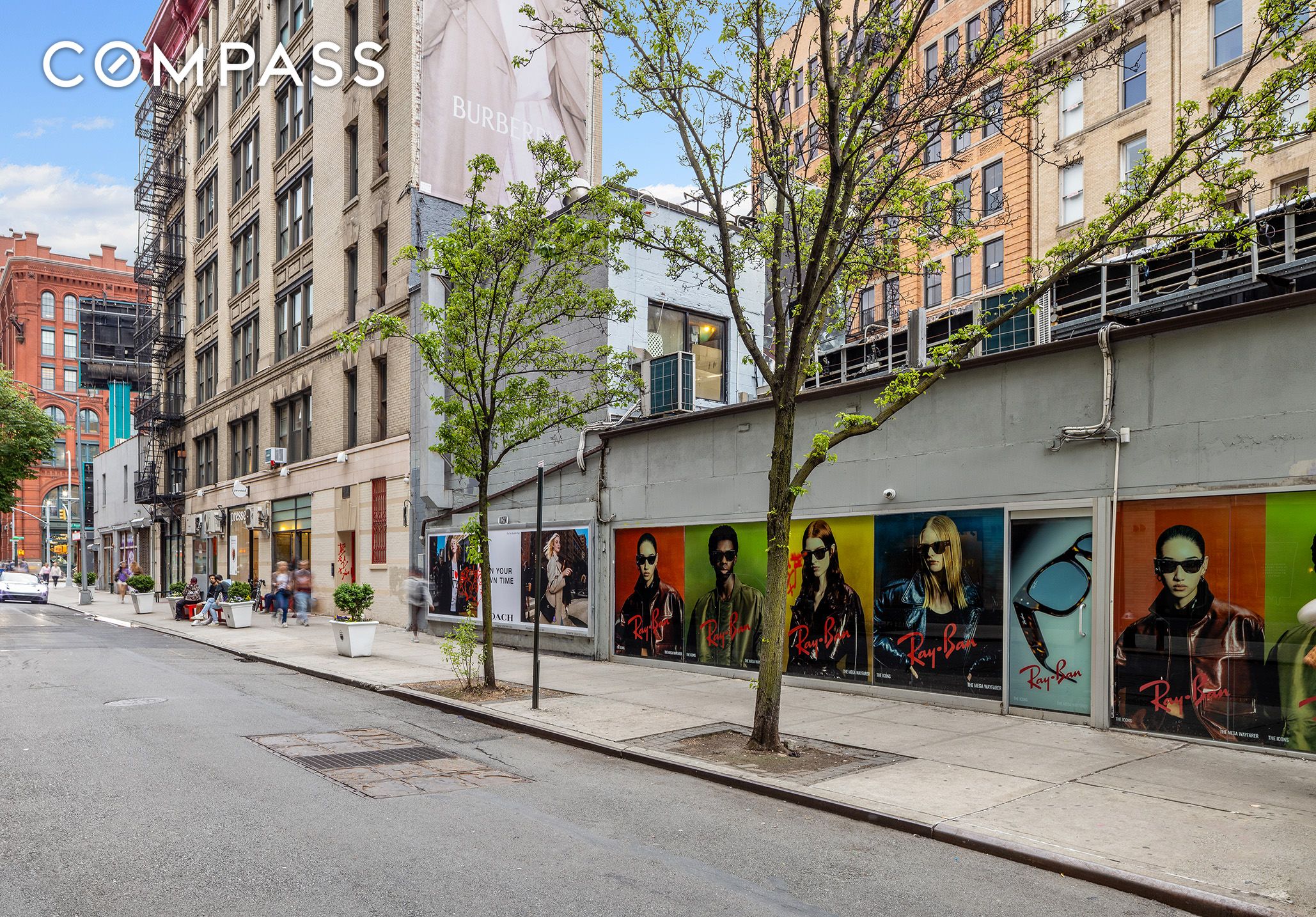 #12 photo, 40 Bleecker Street, マンハッタン NoHo , NY 10012