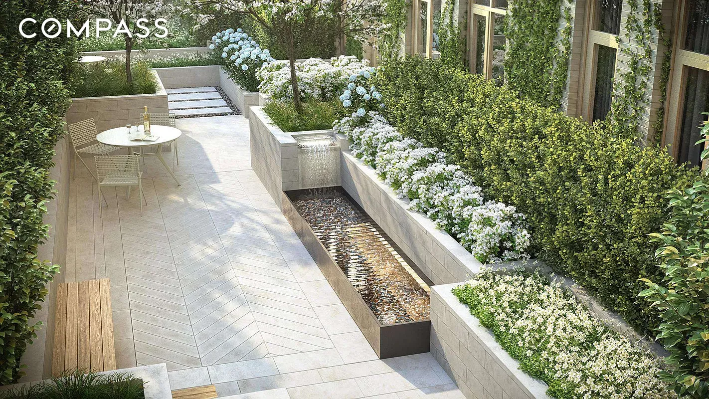 #8 photo, 40 Bleecker Street, マンハッタン NoHo , NY 10012