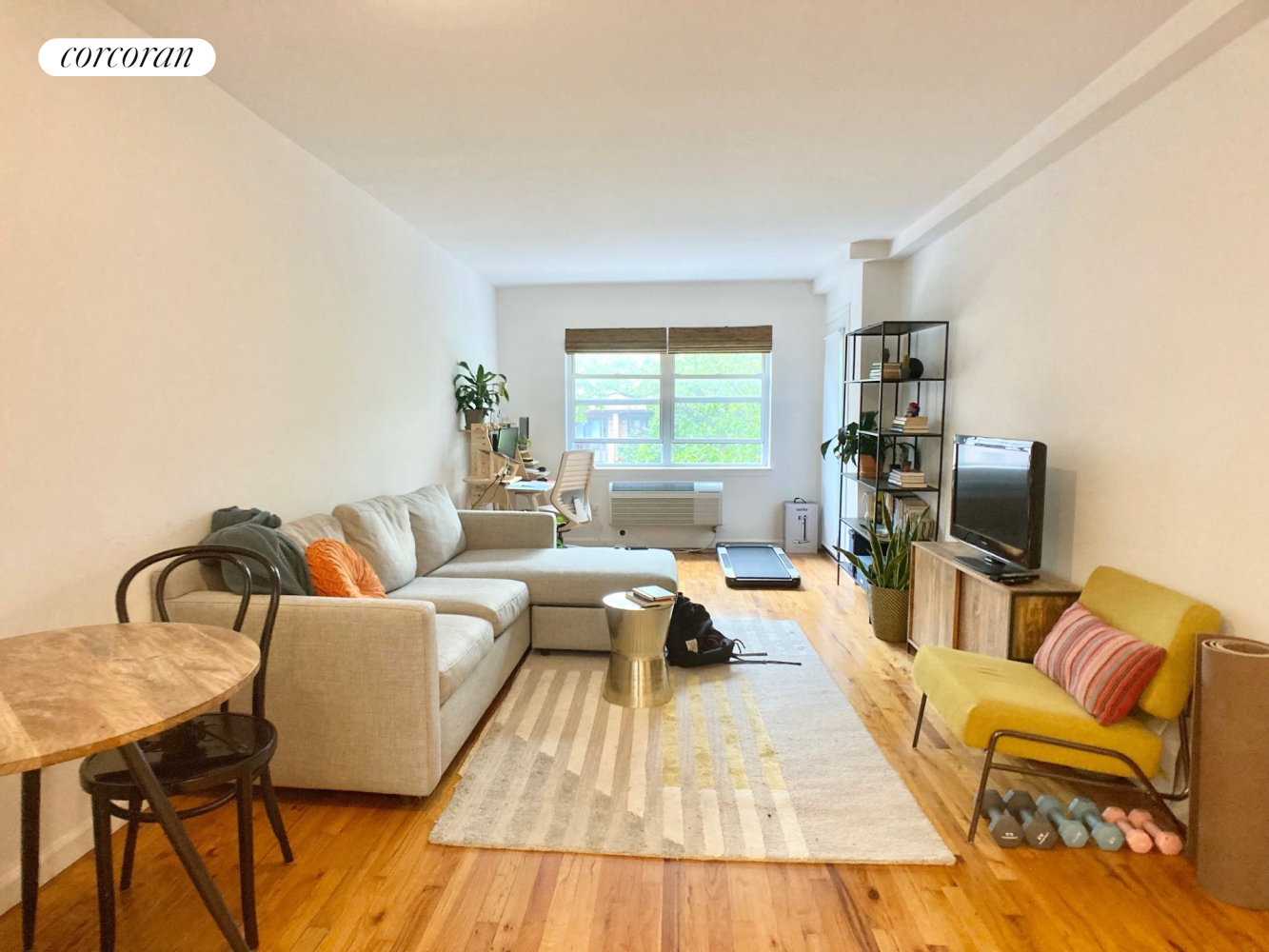 #1 photo, 347 91ST Street, 布鲁克林 Fort Hamilton , NY 11209