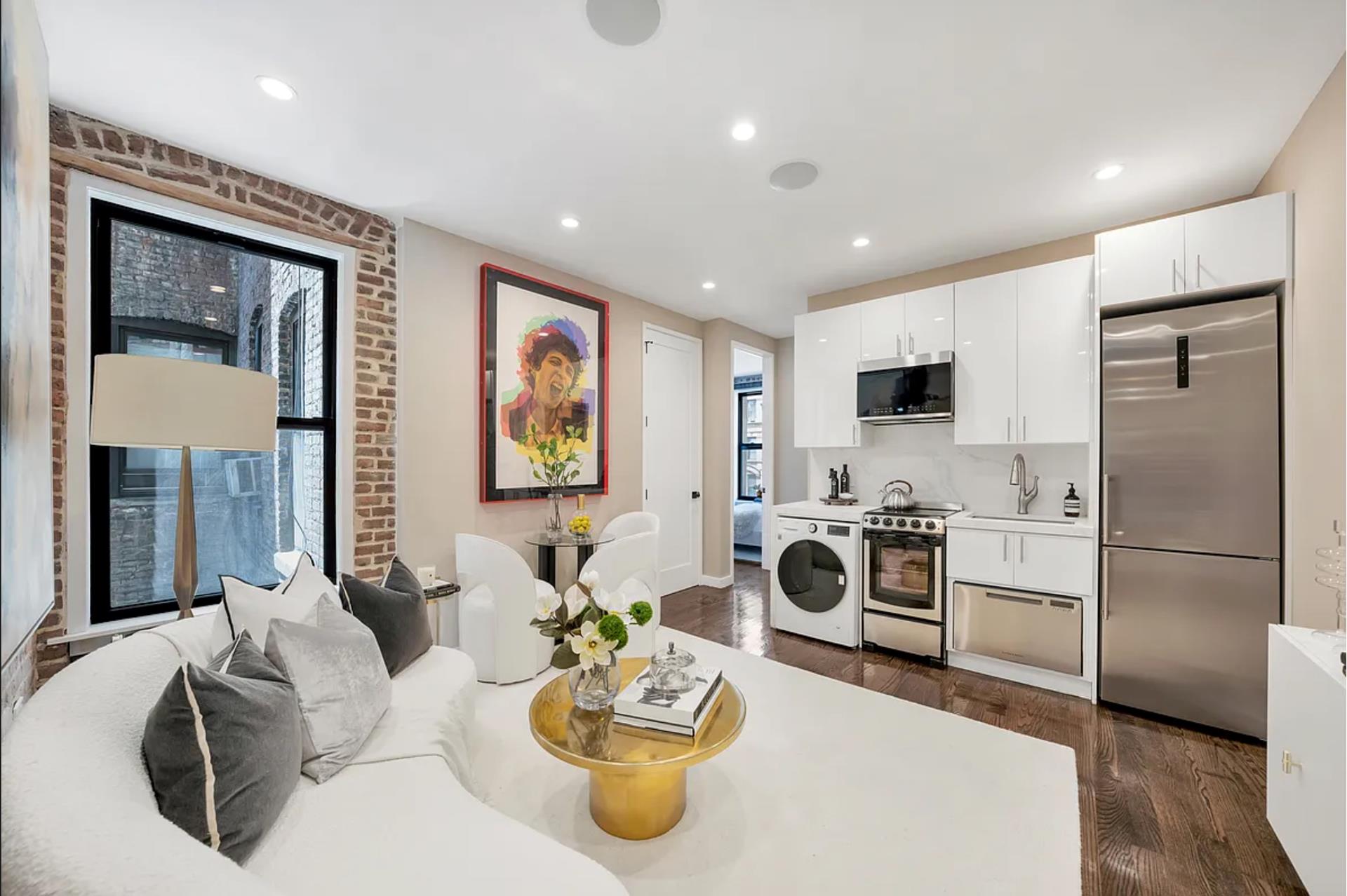 #1 photo, 224 8TH Avenue, Chelsea , NY 10011