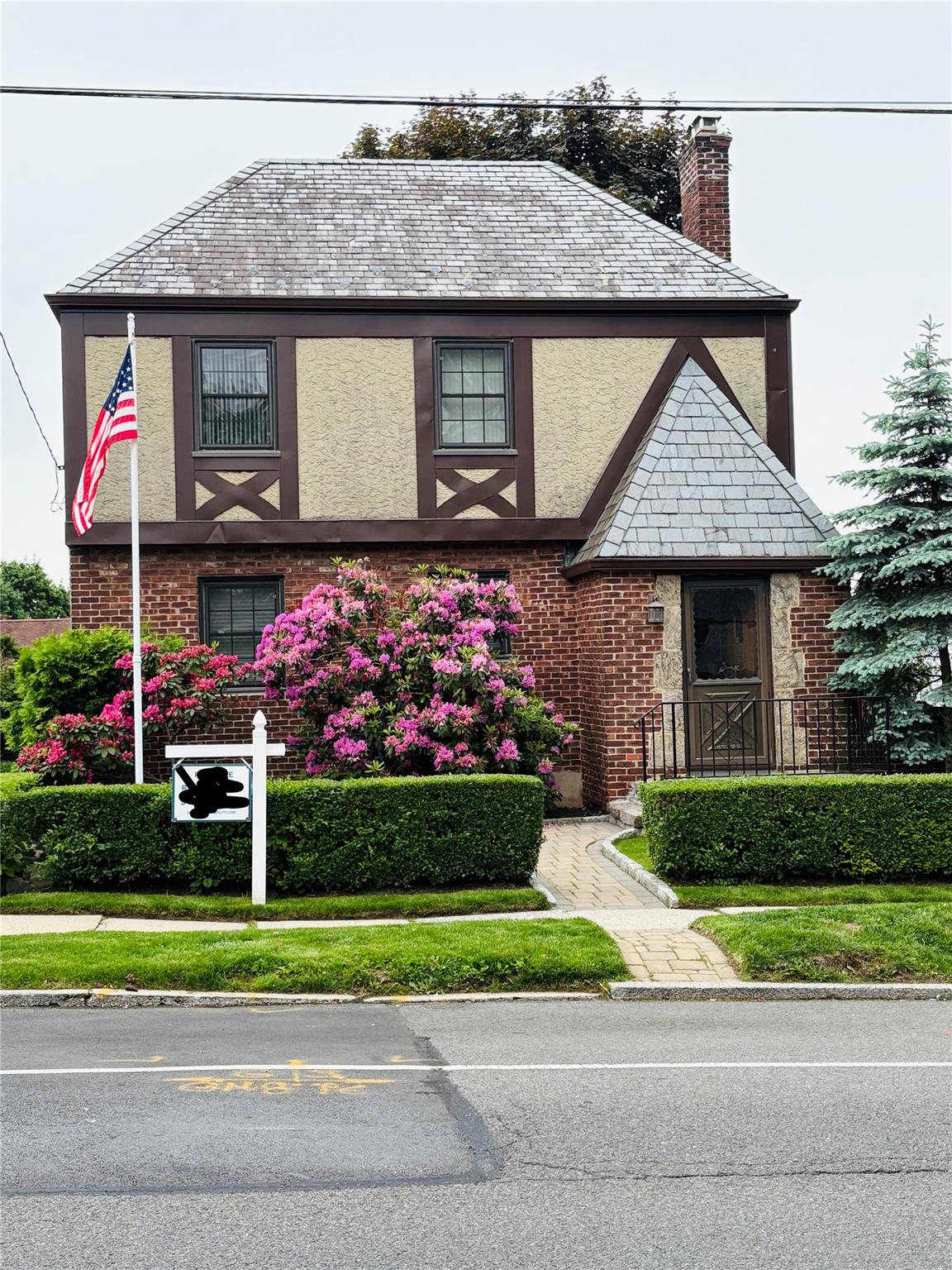 #1 photo, 30 Seminary Avenue, Yonkers , NY 10704