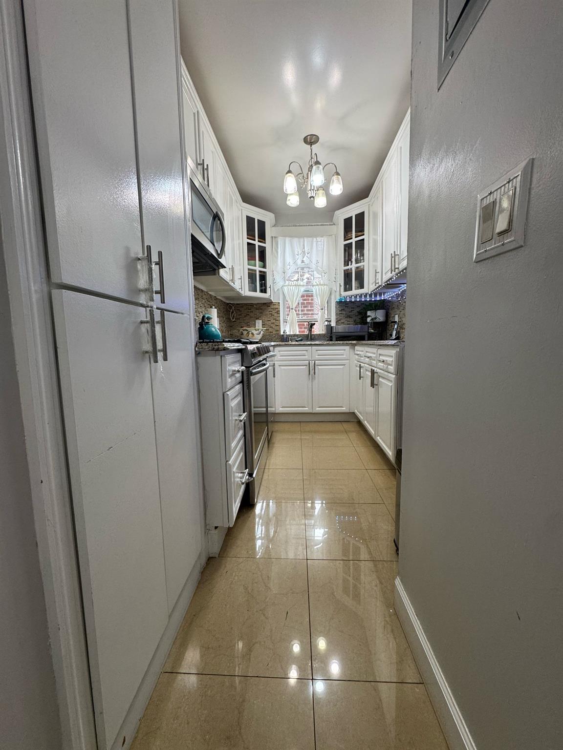 #5 photo, 760 Bronx River Road, Bronxville , NY 10708