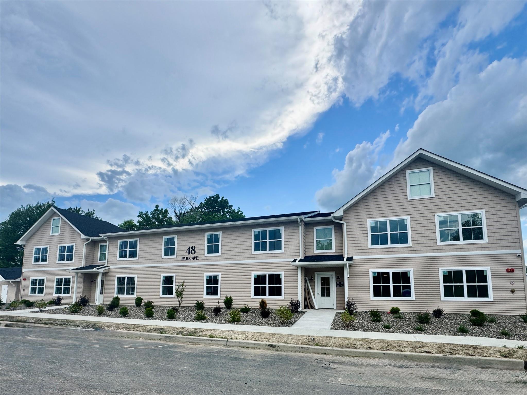 #1 photo, 48 Park Avenue, Wallkill , NY 12589