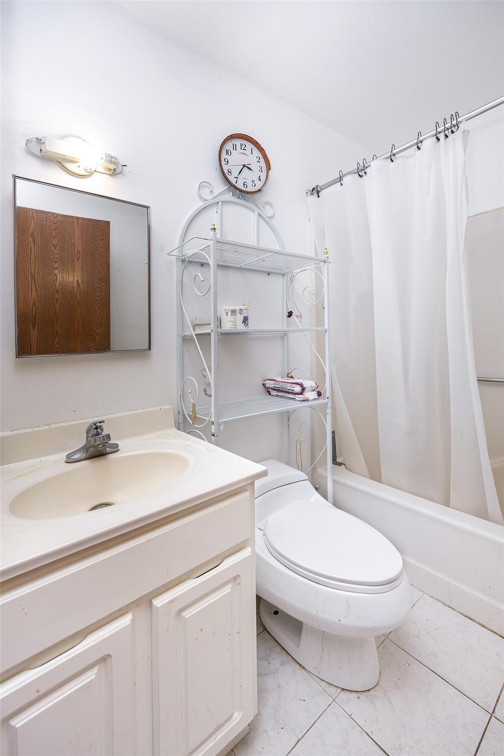 #12 photo, 124 Herzl Street, Brooklyn , NY 11212