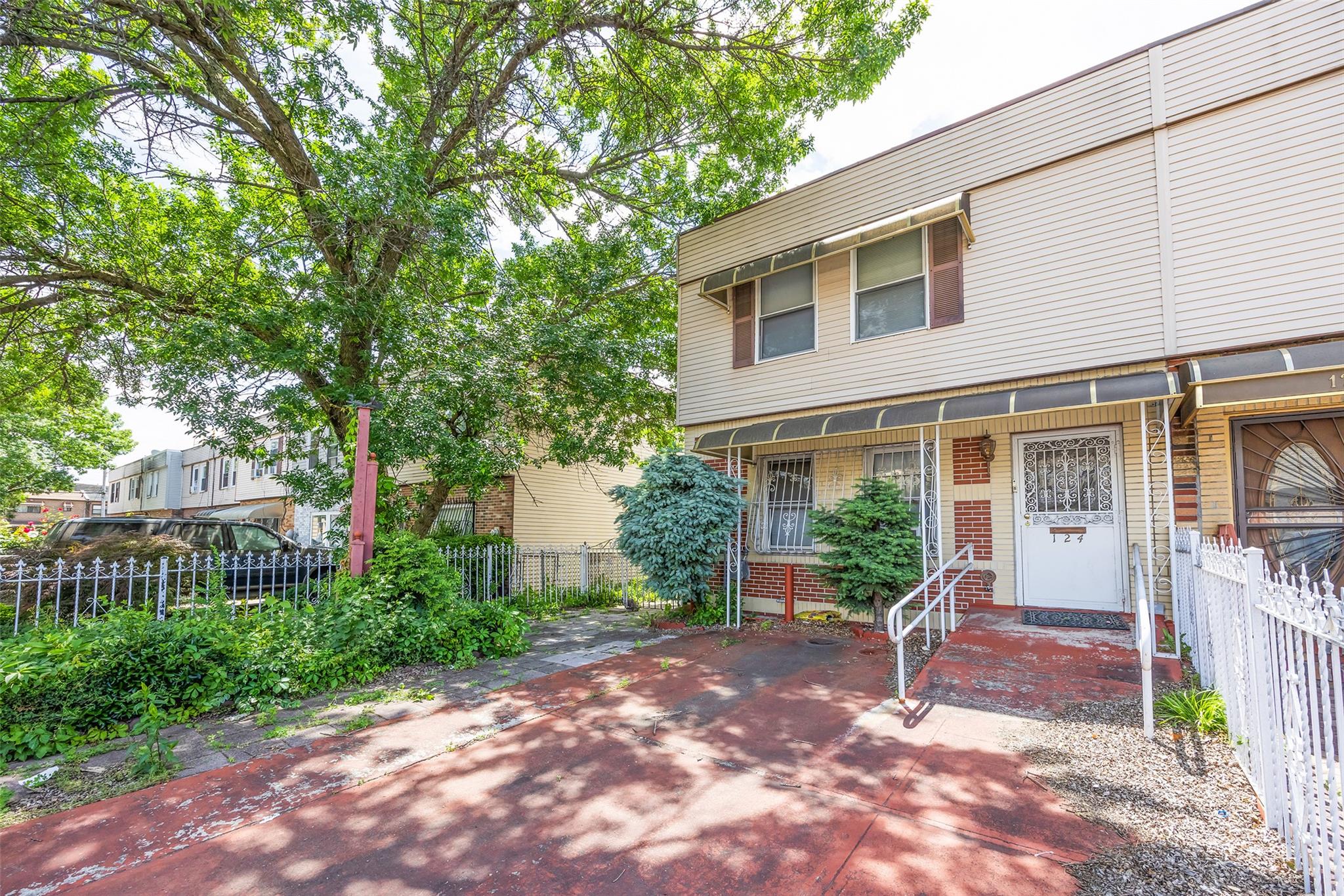 #2 photo, 124 Herzl Street, Brooklyn , NY 11212