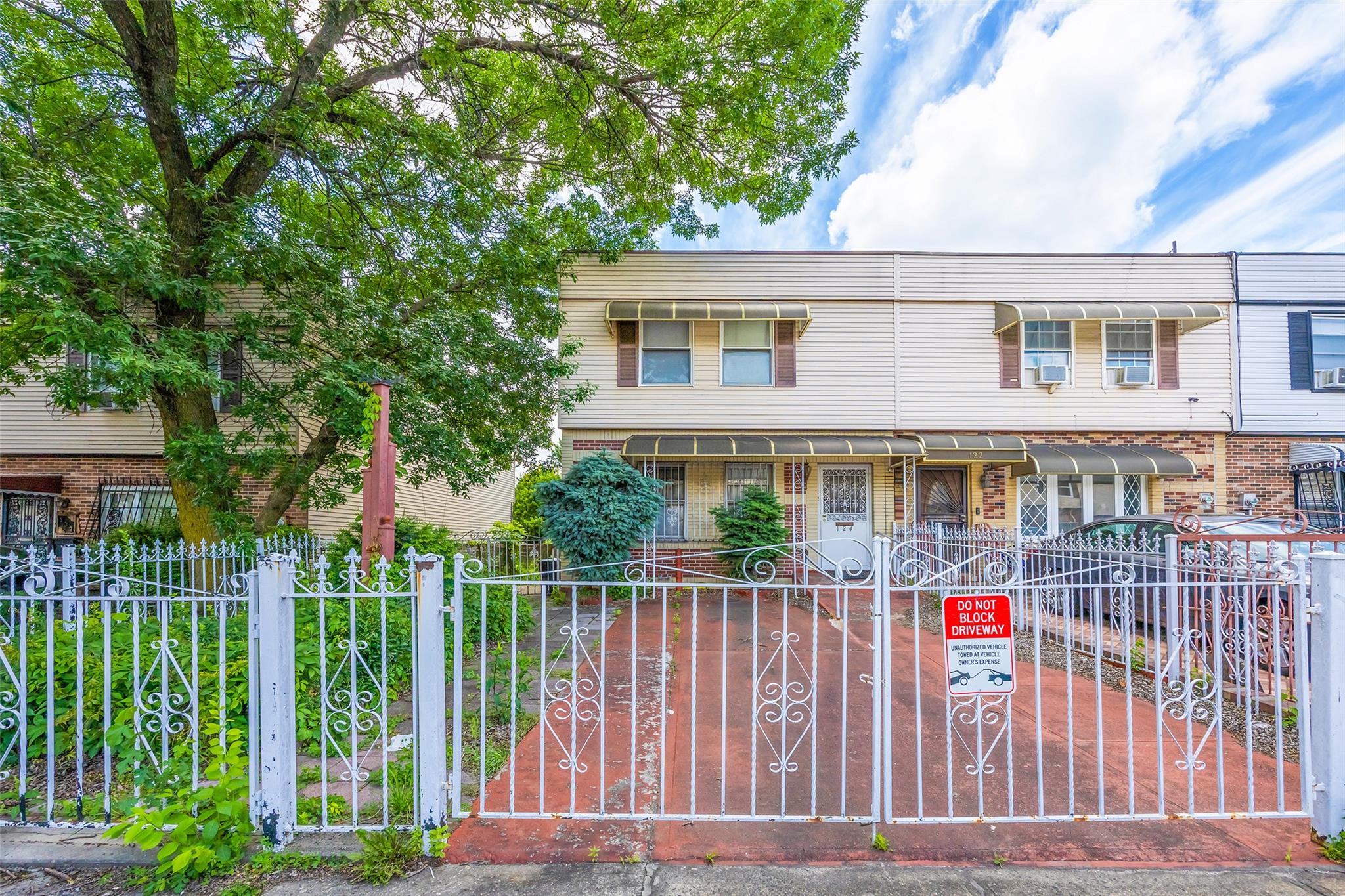 #3 photo, 124 Herzl Street, Brooklyn , NY 11212