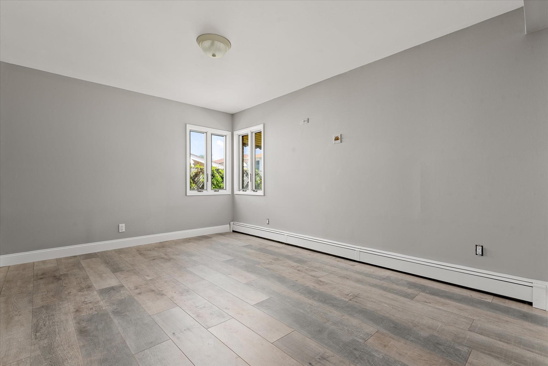 #8 photo, 162-25 89th Street, クイーンズ区 Howard Beach , NY 11414