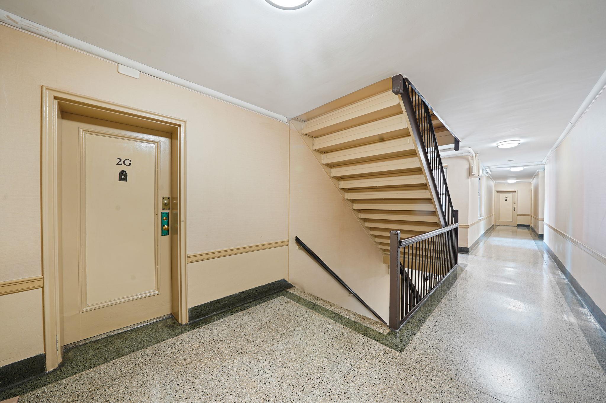 #5 photo, 103-26 68TH Avenue, クイーンズ区 Forest Hills , NY 11375