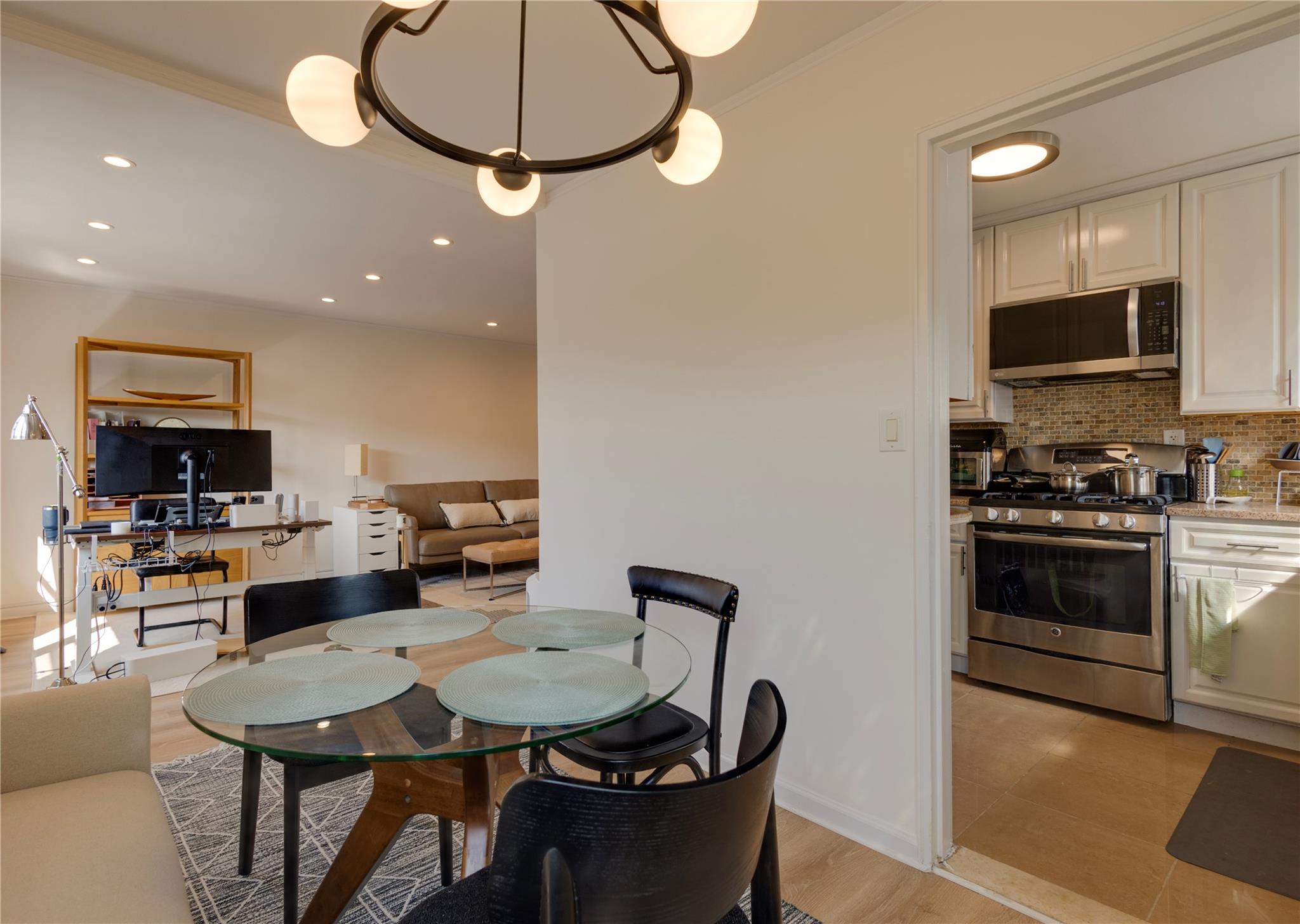 #11 photo, 50 Brompton, ナッソー郡 Great Neck , NY 11021