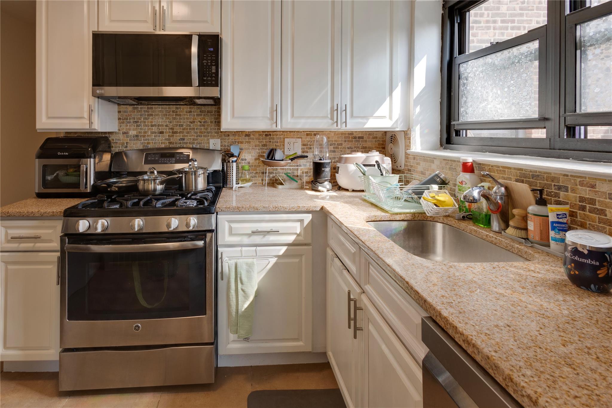 #5 photo, 50 Brompton, ナッソー郡 Great Neck , NY 11021