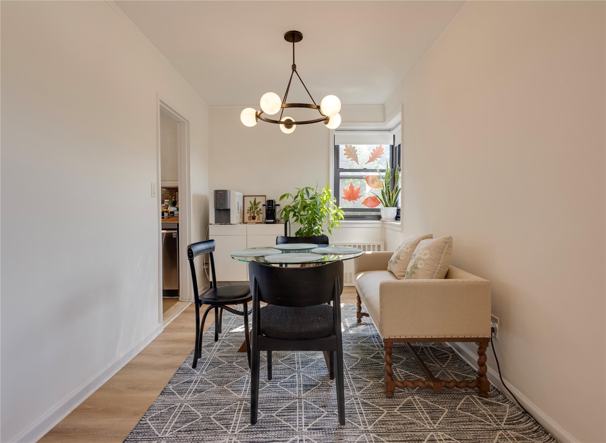 #9 photo, 50 Brompton, ナッソー郡 Great Neck , NY 11021