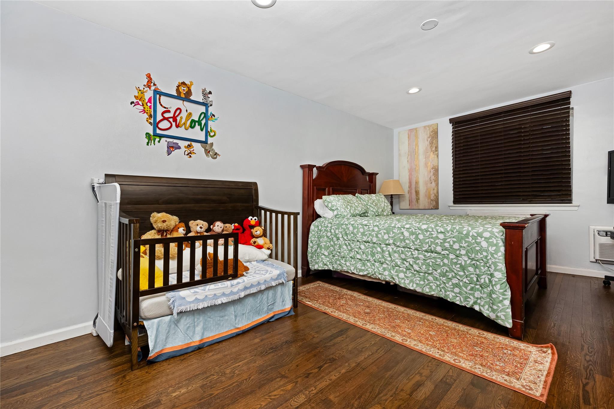 #11 photo, 88-25 155th, Howard Beach , NY 11414