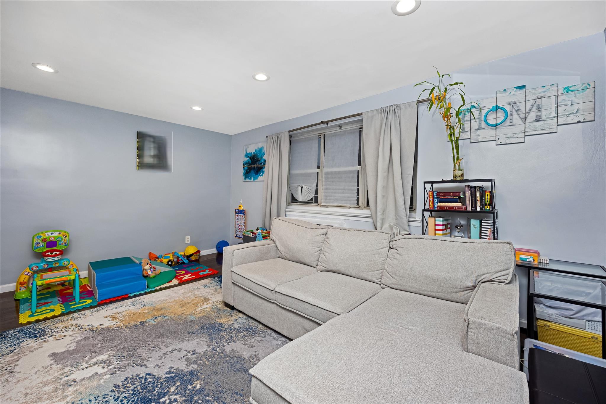 #7 photo, 88-25 155th, Howard Beach , NY 11414