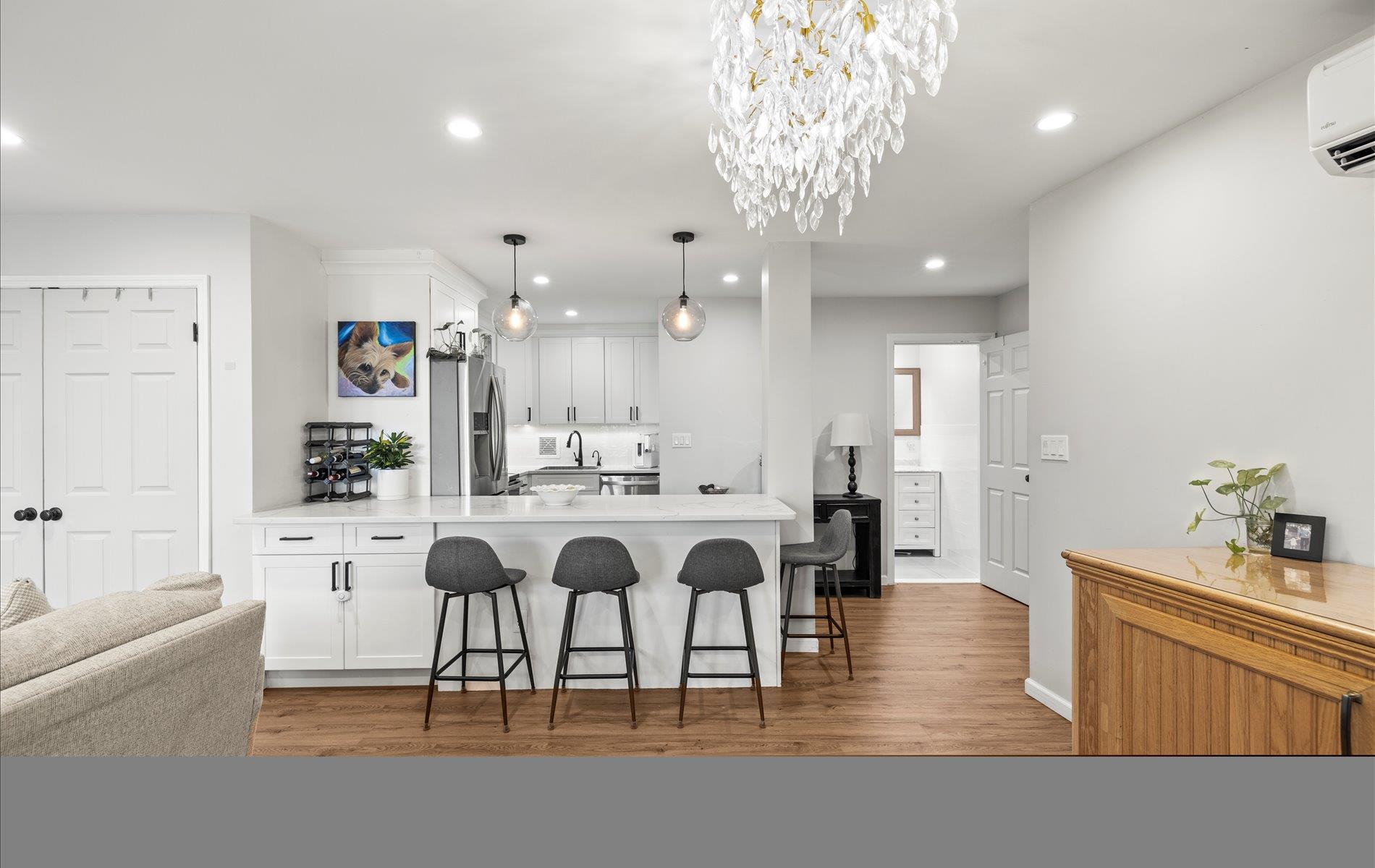 #1 photo, 1101 162nd Street, كوينز Beechhurst , NY 11357