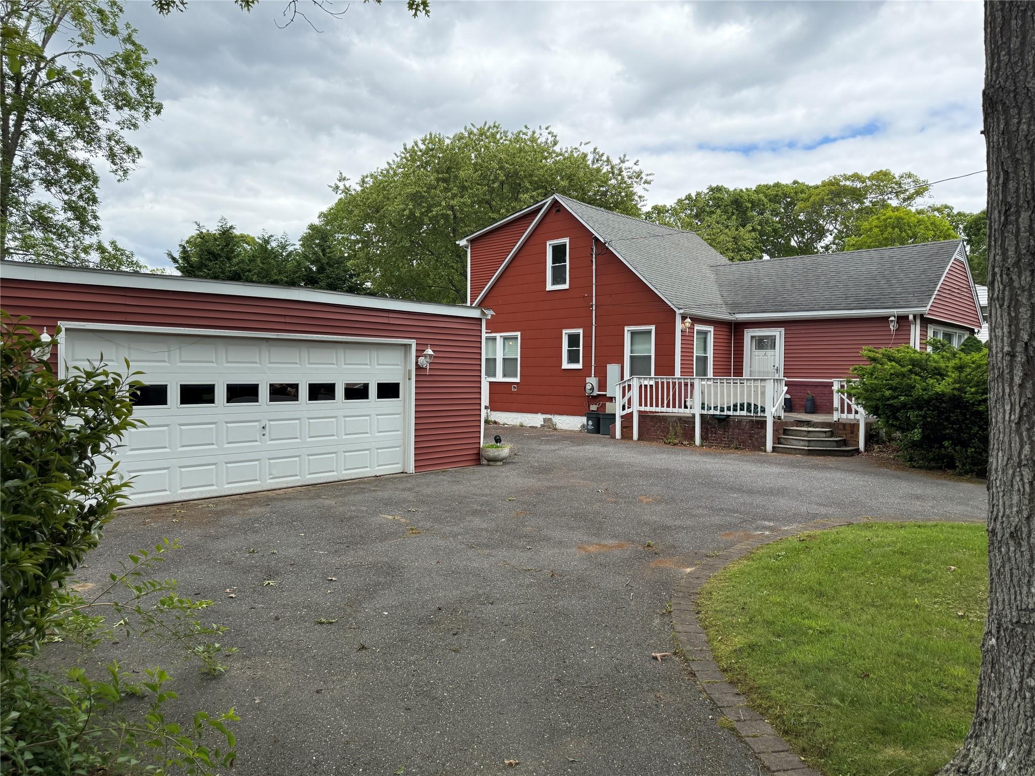 #1 photo, 89 Manor Drive, サフォーク郡 Shirley , NY 11967